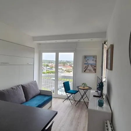 Siouville-hague à Côté école De Surf *